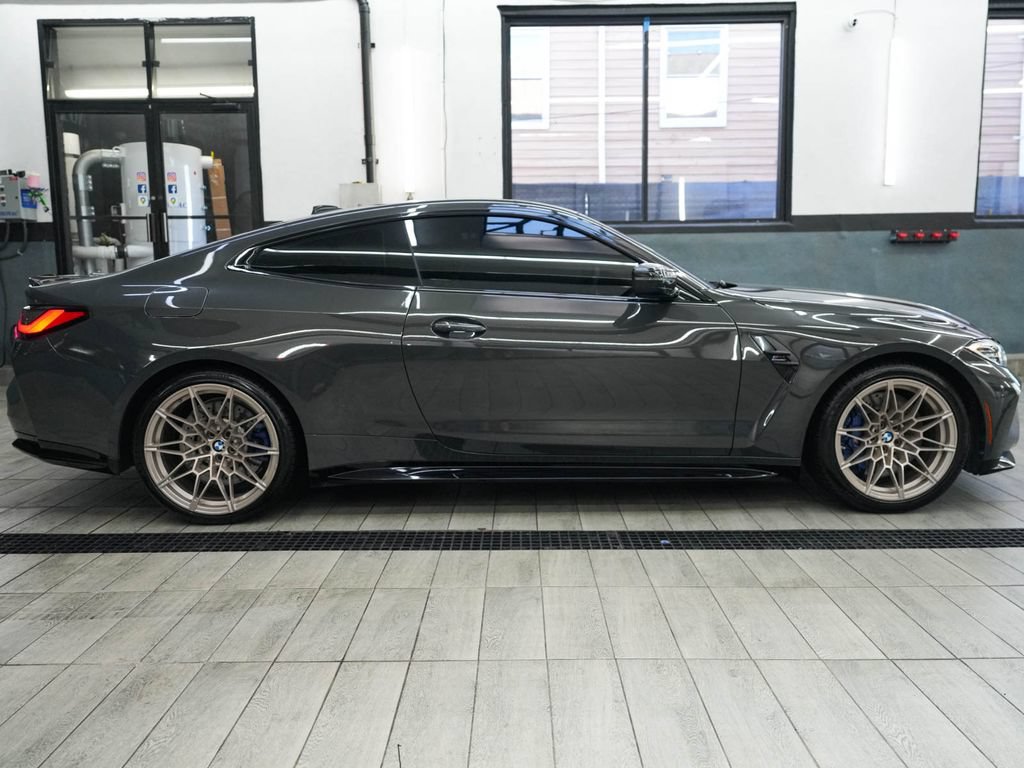 Used 2022 BMW M4 Competition w/ Executive Package RWD image 5