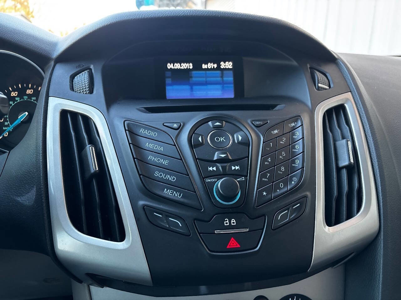 Used 2013 Ford Focus SE image 20