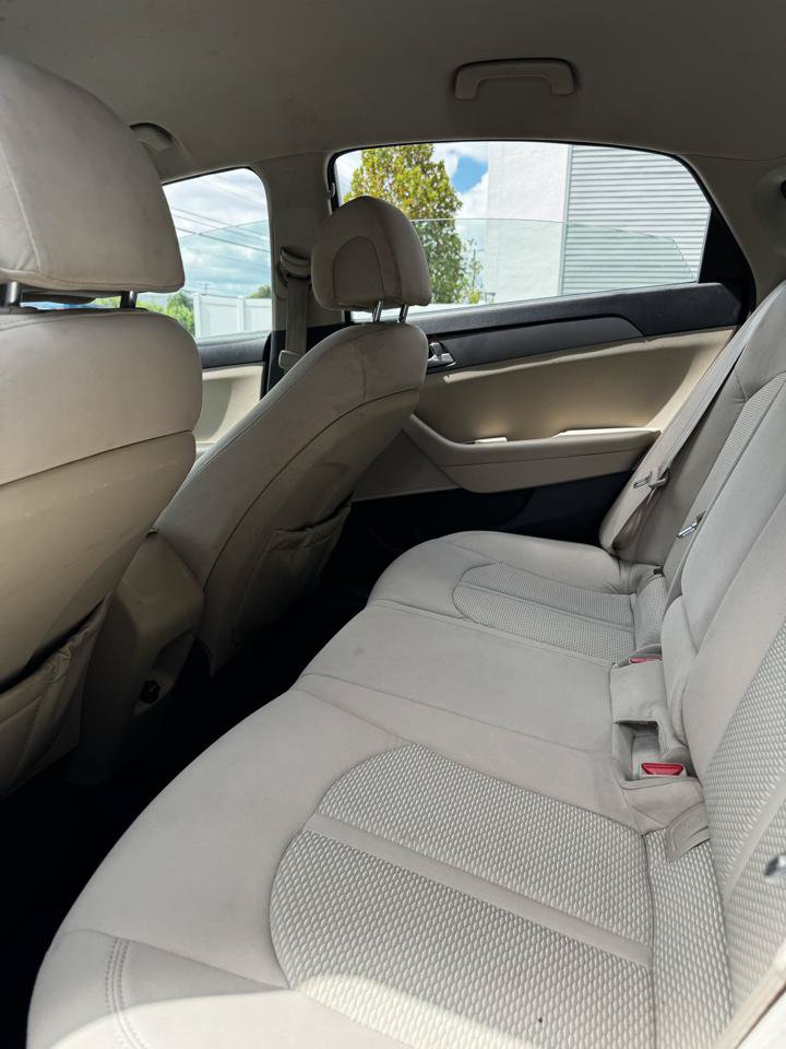 Used 2015 Hyundai Sonata SE FWD image 19