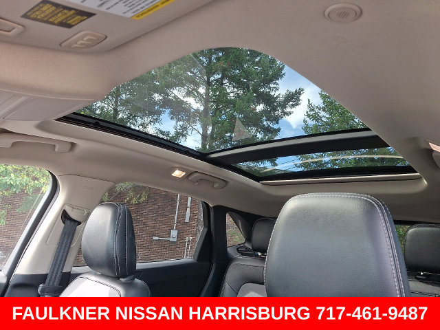 Used 2020 Ford Escape Titanium AWD/4WD image 14