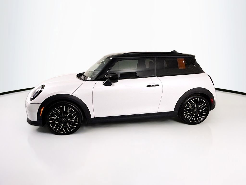 New 2026 MINI Cooper 2-Door Hardtop FWD image 8