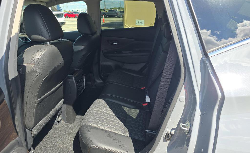 Certified 2023 Nissan Murano Platinum w/ Cargo Package image 9