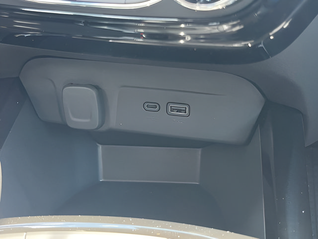 New 2026 Chevrolet Trax RS w/ Driver Confidence Package FWD image 28