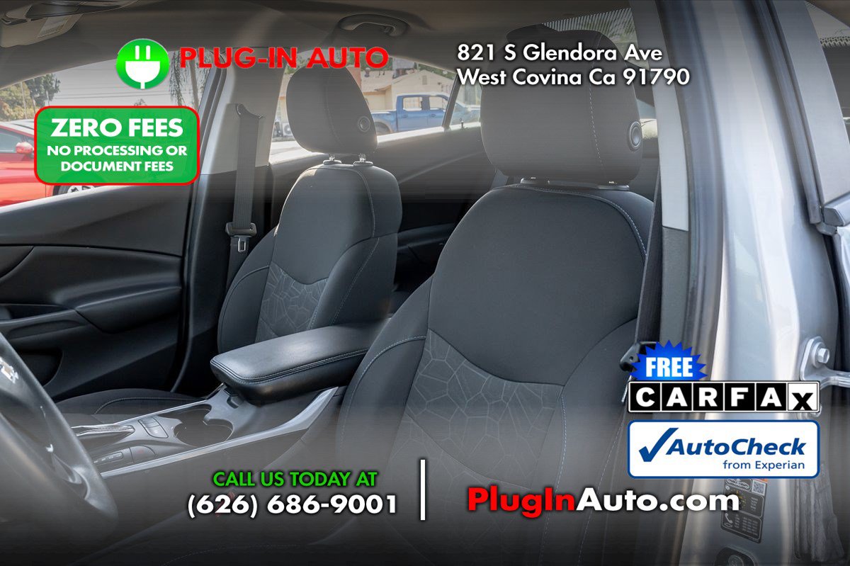 Used 2018 Chevrolet Volt LT FWD image 6