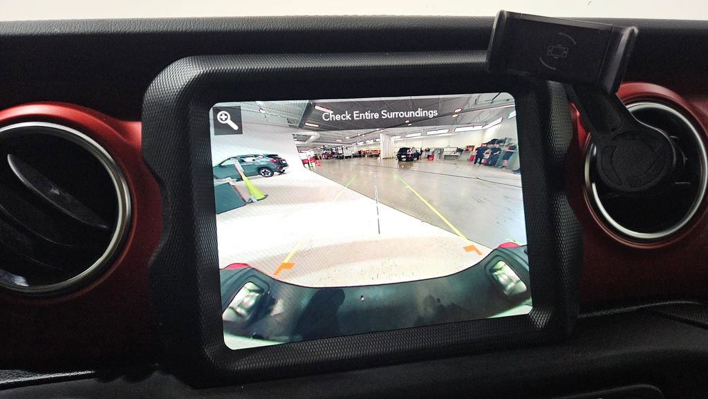 Used 2022 Jeep Gladiator Rubicon w/ LED Lighting Group image 39