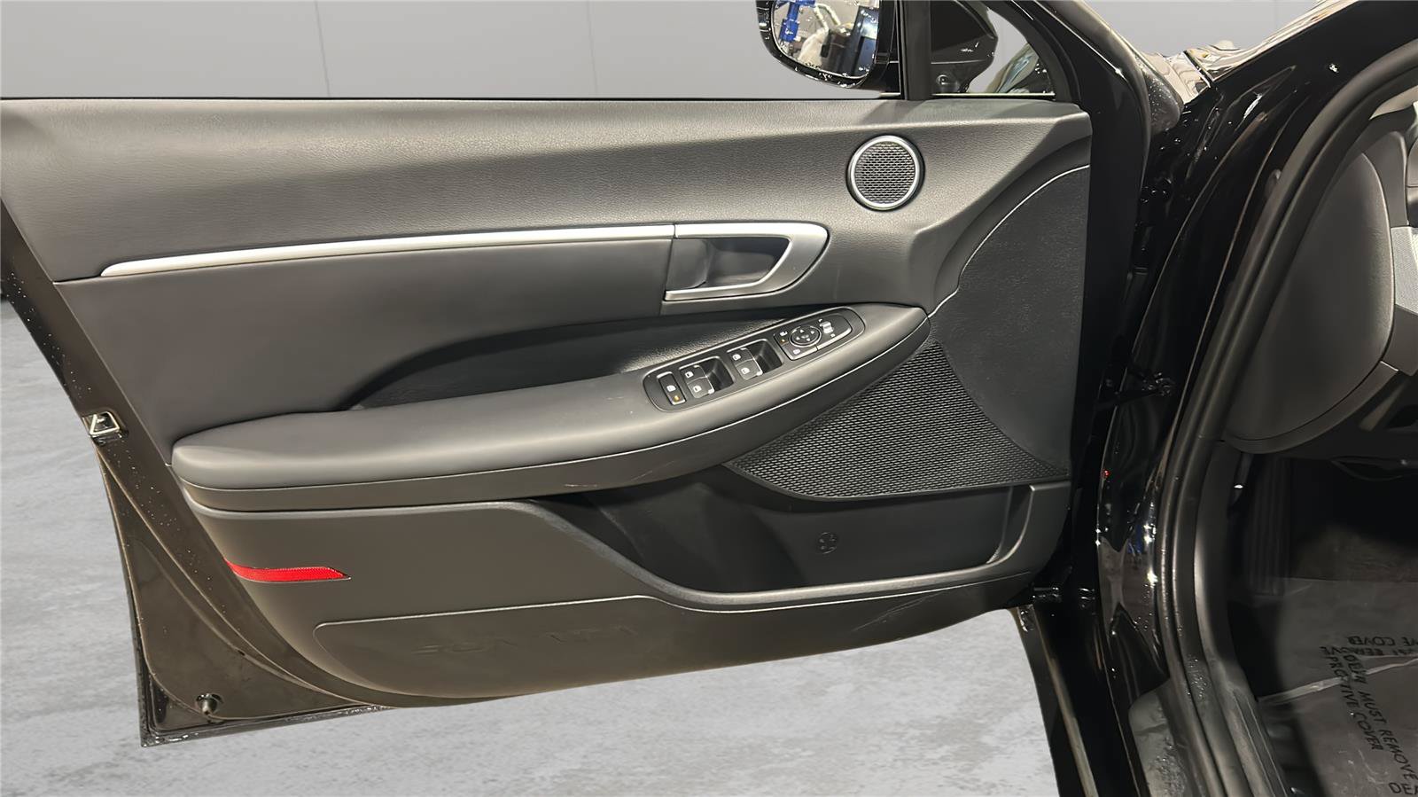Used 2025 Hyundai Sonata SEL FWD image 24