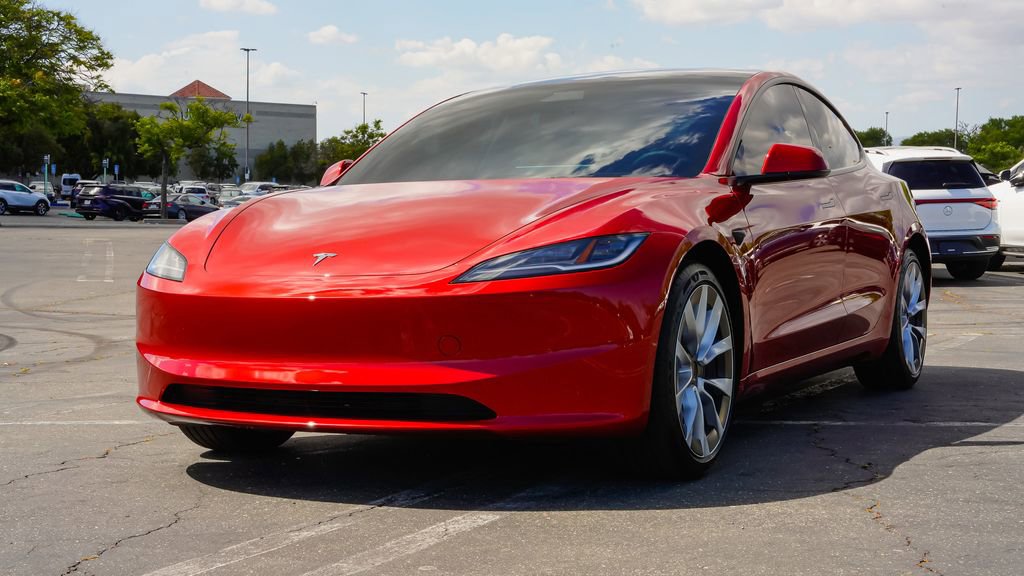 Used 2025 Tesla Model 3 Long Range RWD image 2