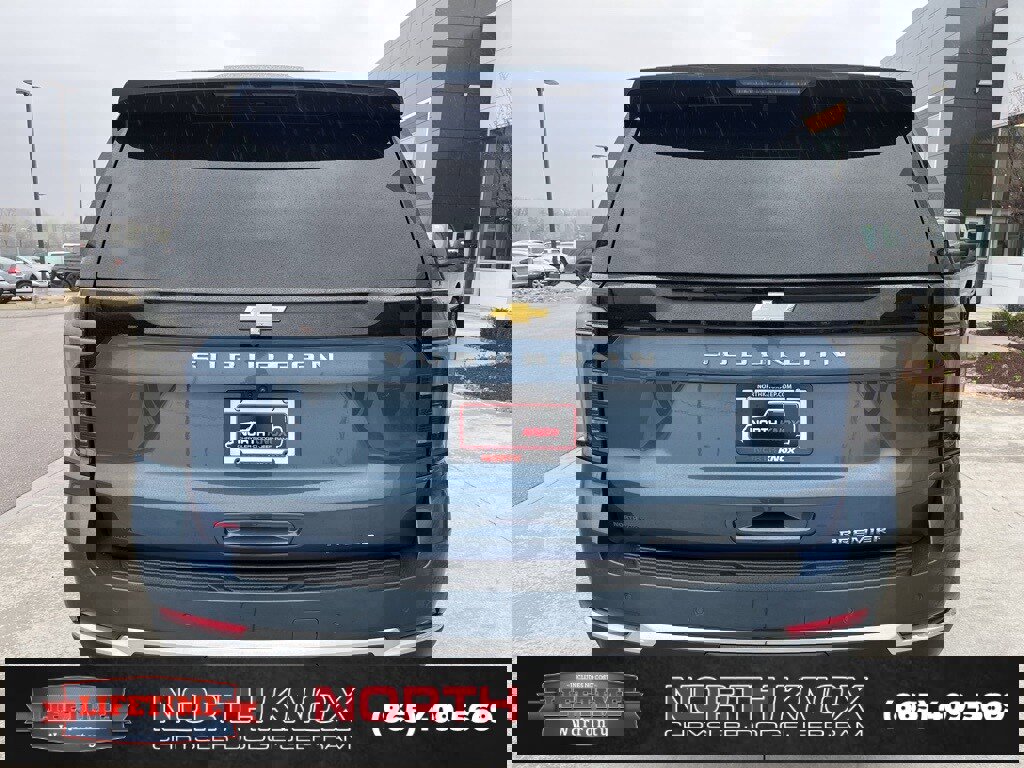 Used 2025 Chevrolet Suburban Premier image 19