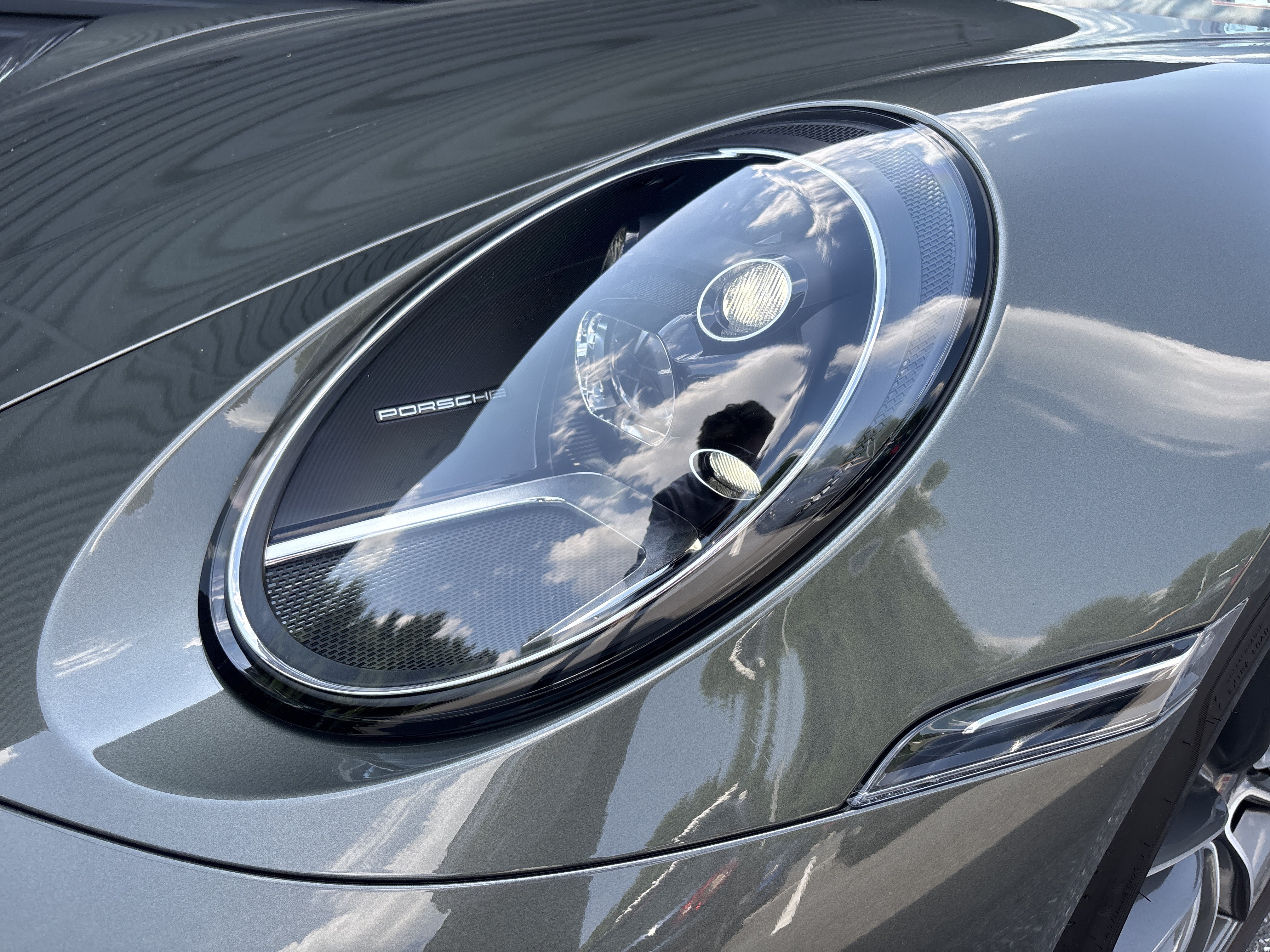 Used 2023 Porsche 911 Carrera image 5