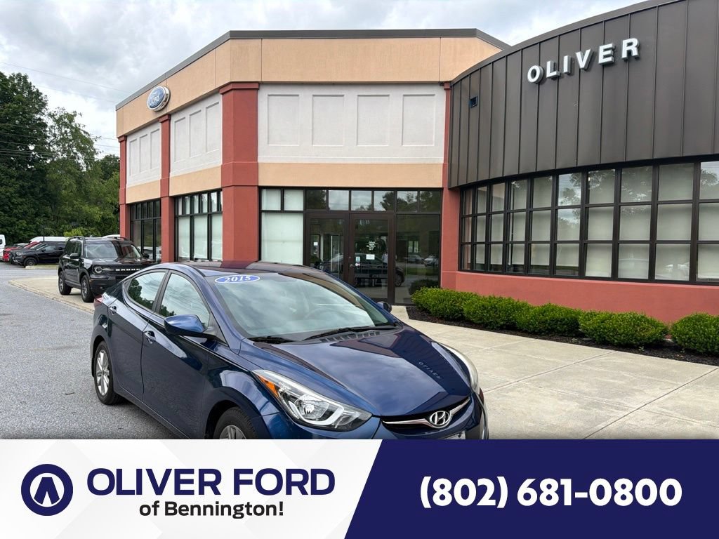 Used 2015 Hyundai Elantra SE w/ Option Group 02 FWD image 1