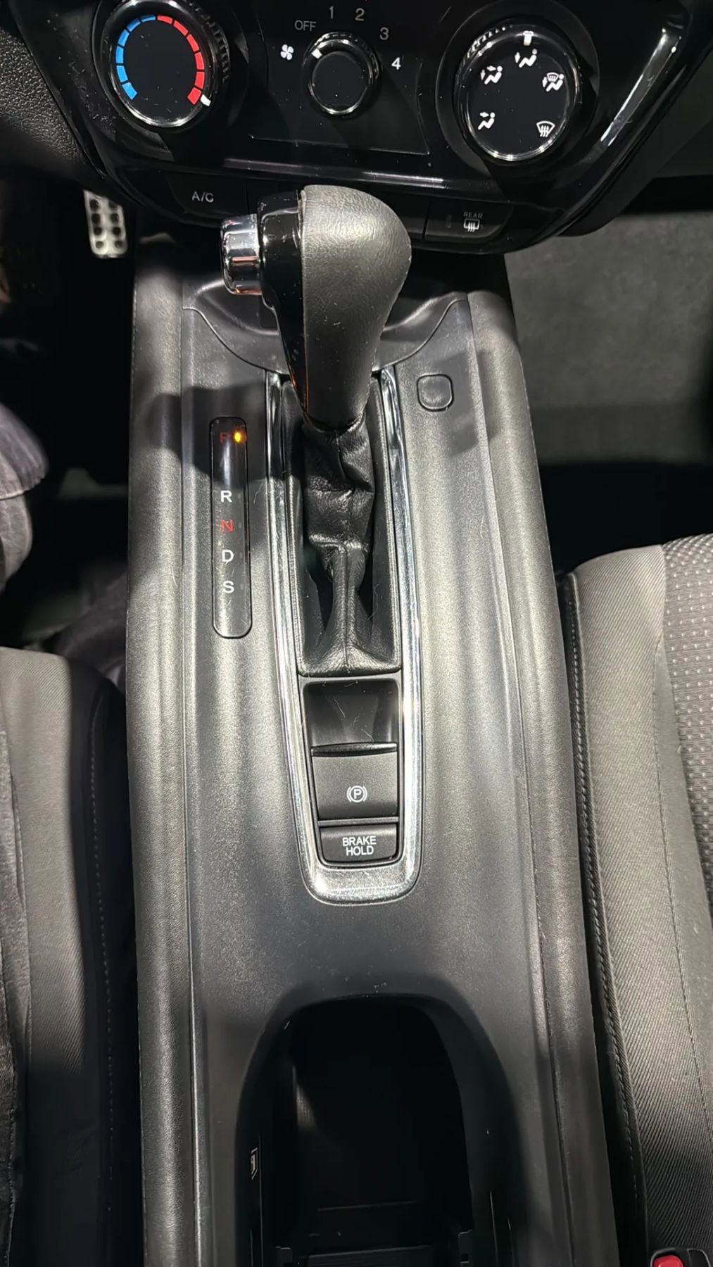 Used 2019 Honda HR-V Sport image 19