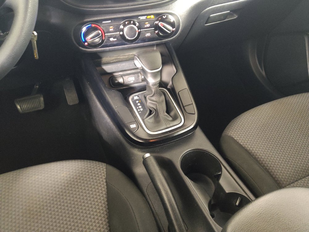 Used 2020 Kia Soul LX FWD image 26