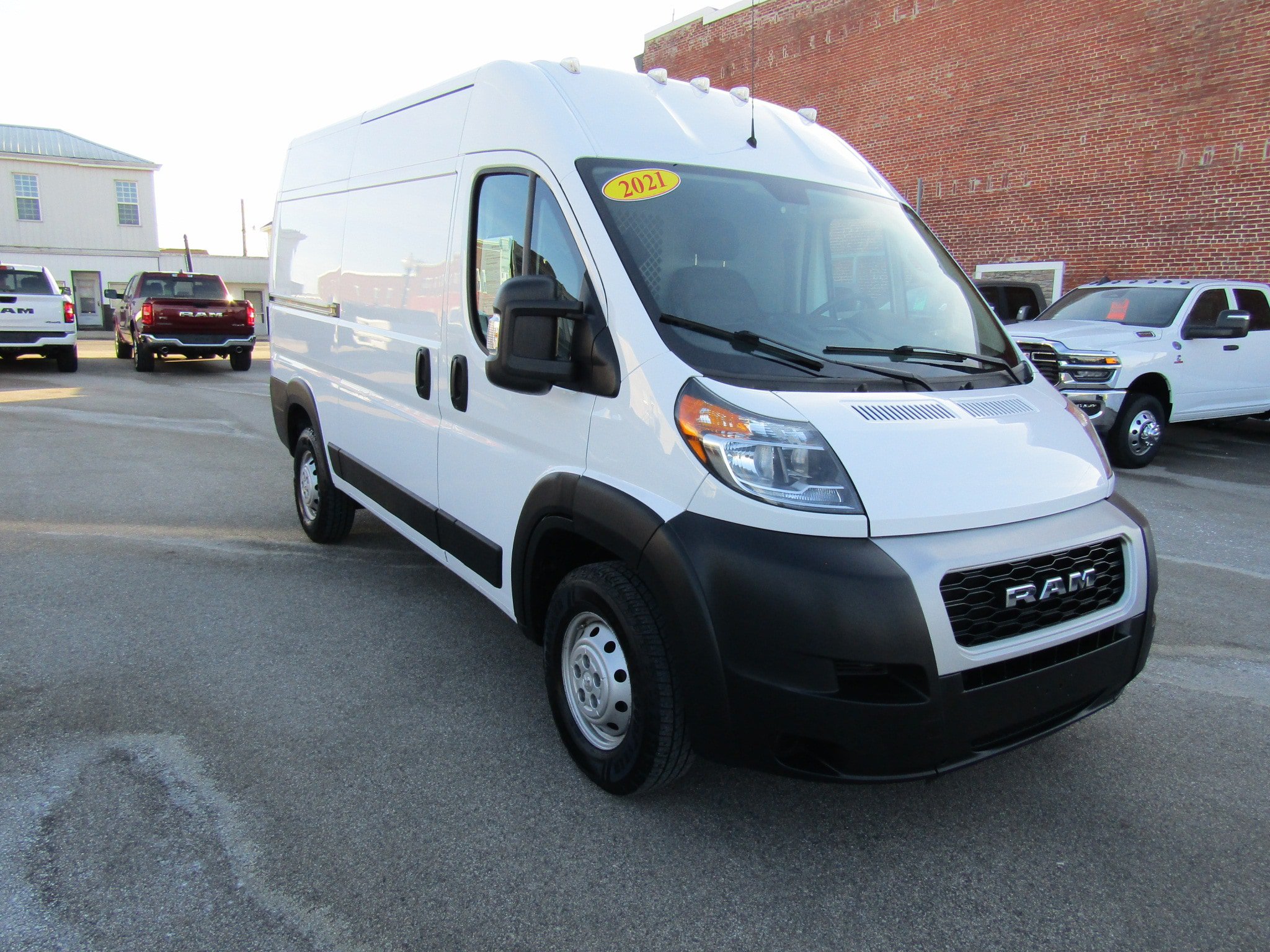 Used 2021 RAM ProMaster 1500 FWD image 1