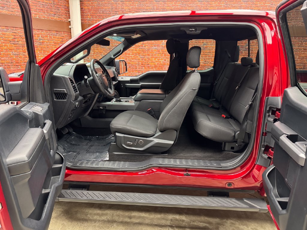 Certified 2018 Ford F150 XLT w/ Equipment Group 302A Luxury AWD/4WD image 26