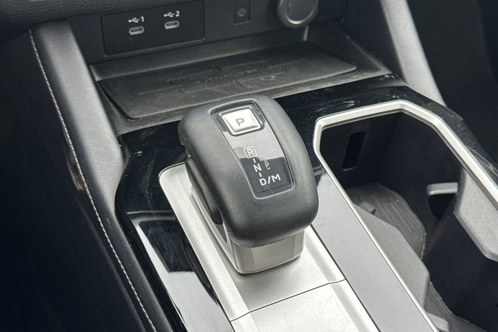 Used 2025 Mitsubishi Outlander SE AWD/4WD image 23
