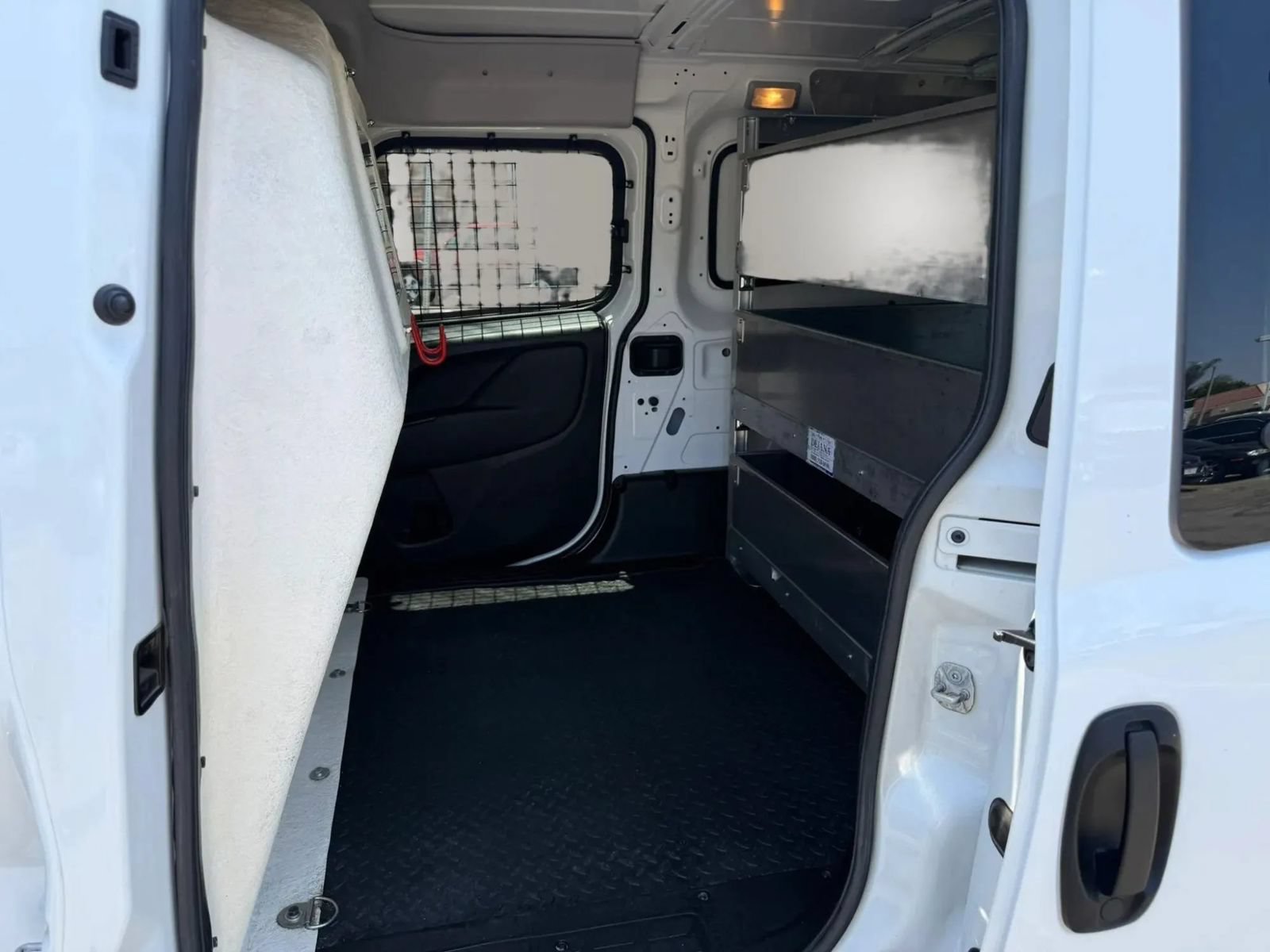 Used 2020 RAM ProMaster City Tradesman SLT w/ Window Group 05 FWD image 15