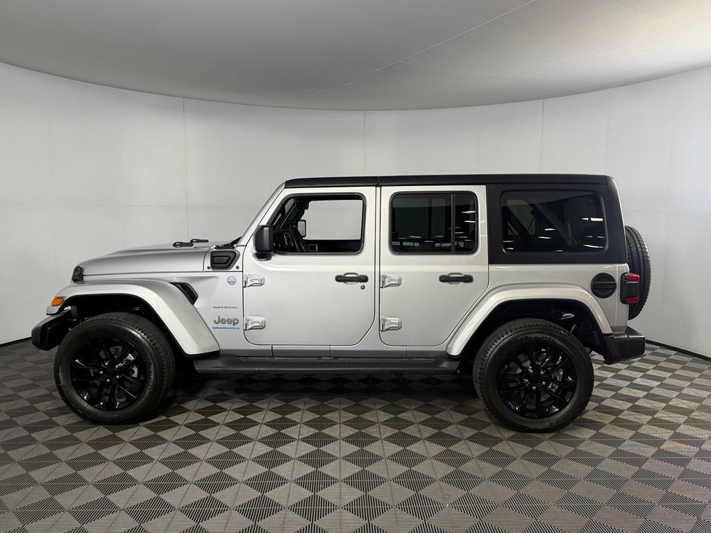 Certified 2023 Jeep Wrangler Unlimited Sahara AWD/4WD image 9