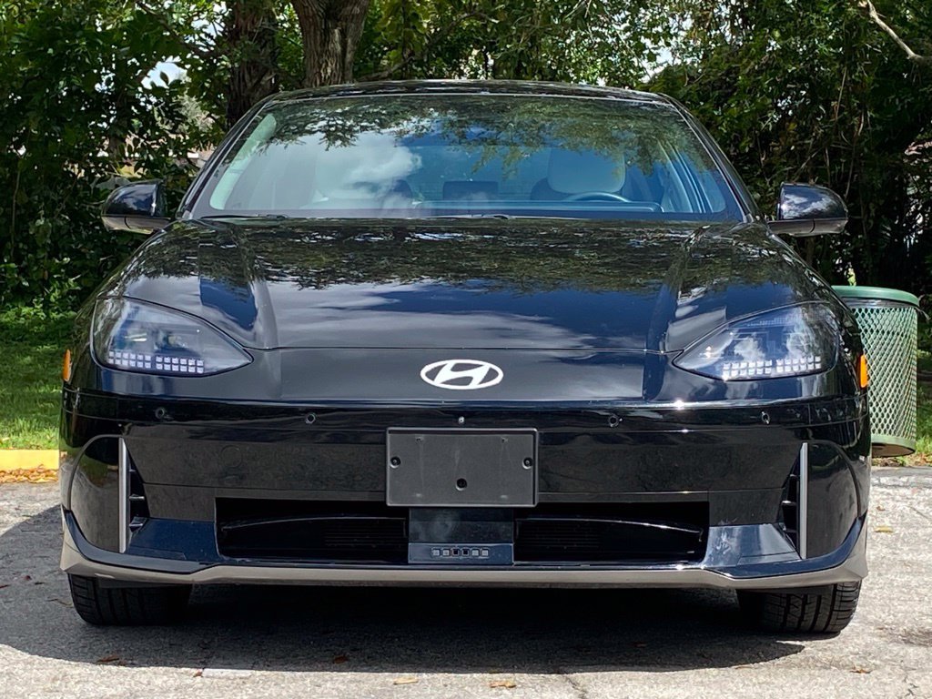 Used 2023 Hyundai Ioniq 6 Limited RWD image 5