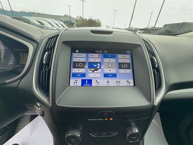 Used 2019 Ford Edge SEL w/ Equipment Group 201A AWD/4WD image 17