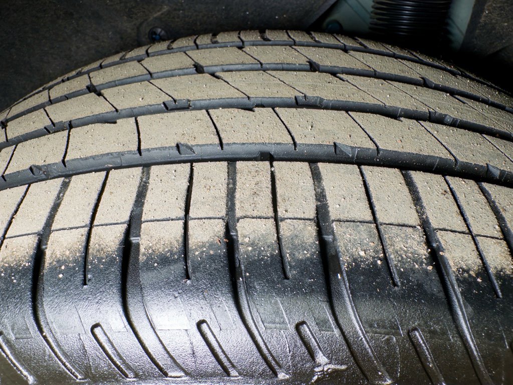 Used 2024 Tesla Model Y Long Range image 36