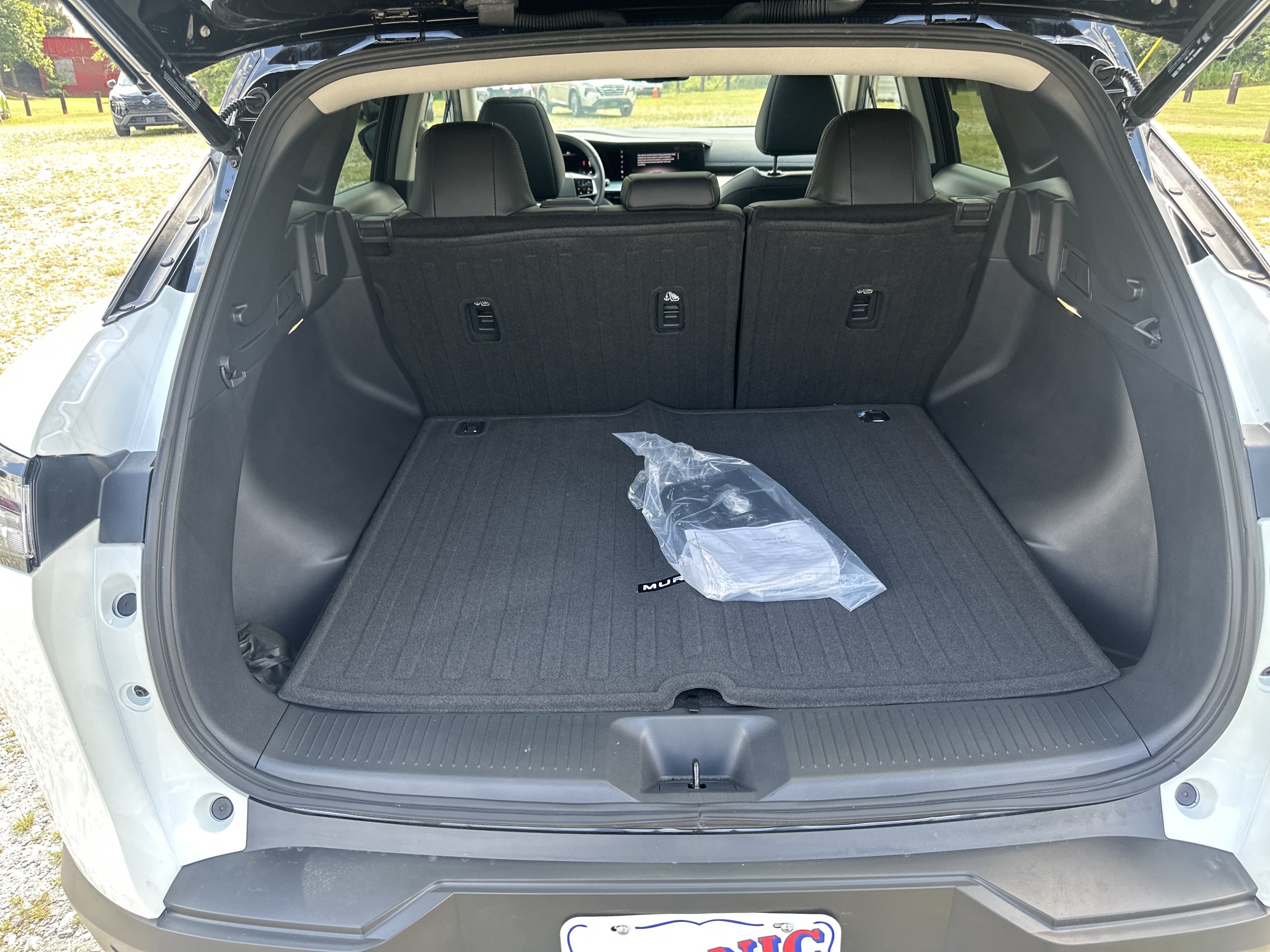 Used 2025 Nissan Murano SL AWD/4WD image 18
