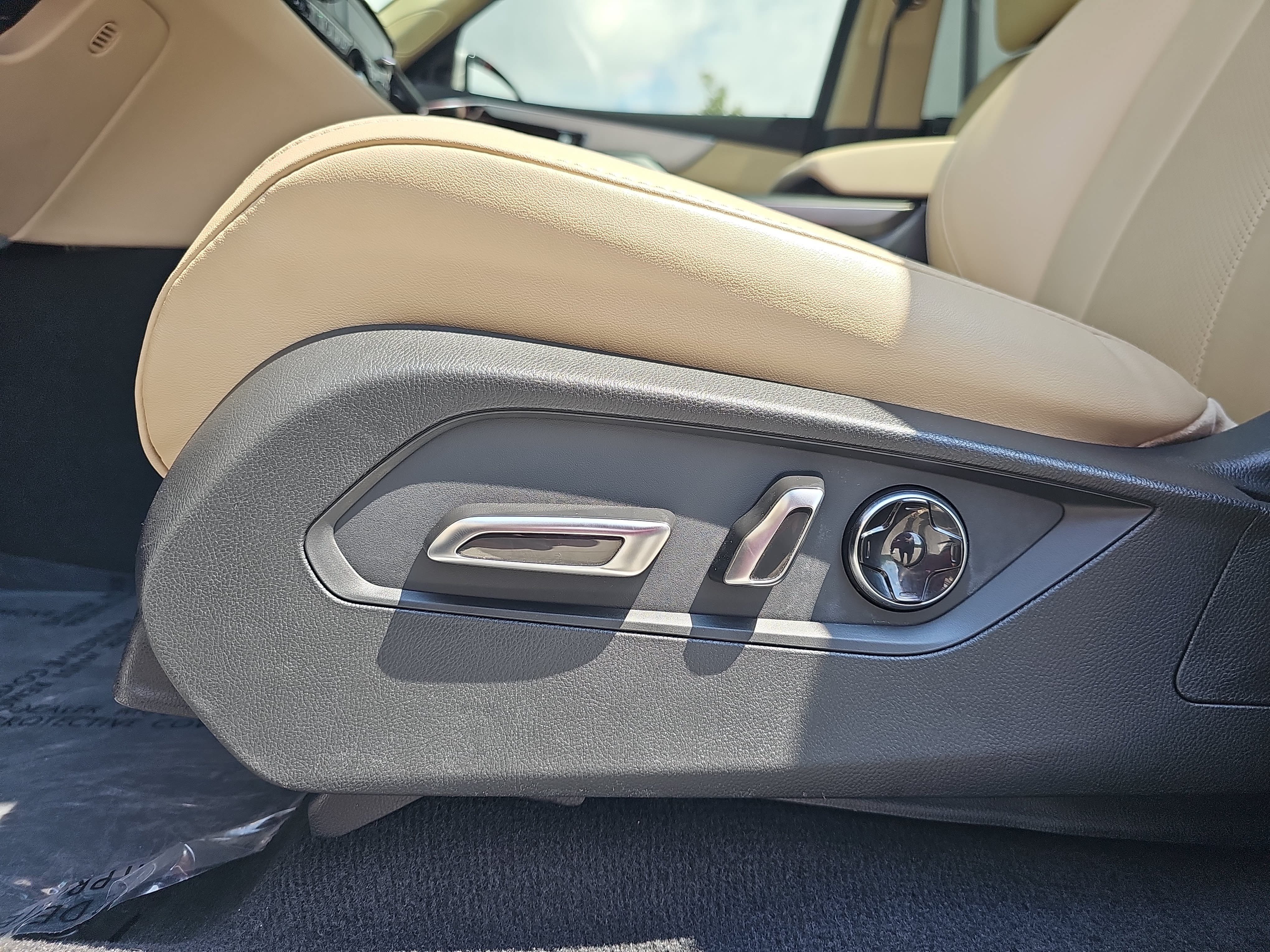 Certified 2024 Acura MDX FWD w/ Technology Package image 27