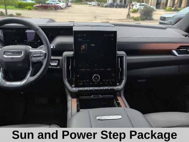 Used 2026 GMC Yukon Denali w/ Sun & Power Step Package AWD/4WD image 4