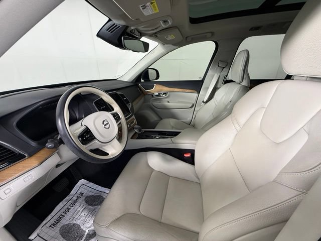 Used 2022 Volvo XC90 T6 Momentum w/ Advanced Package AWD/4WD image 16