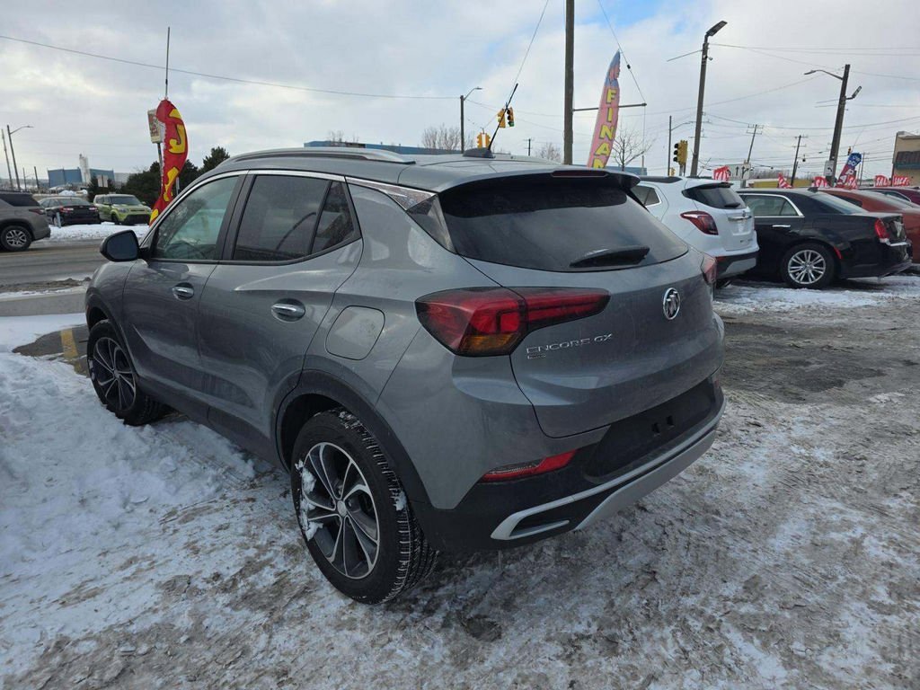 Used 2023 Buick Encore GX Select w/ Safety Package II image 2