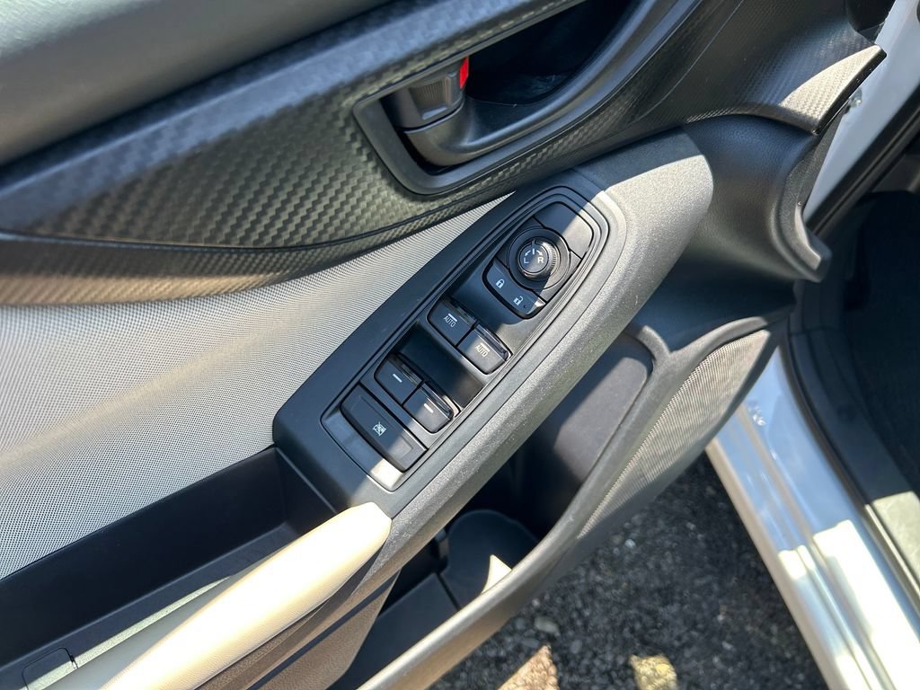Used 2017 Subaru Impreza 2.0i AWD/4WD image 12