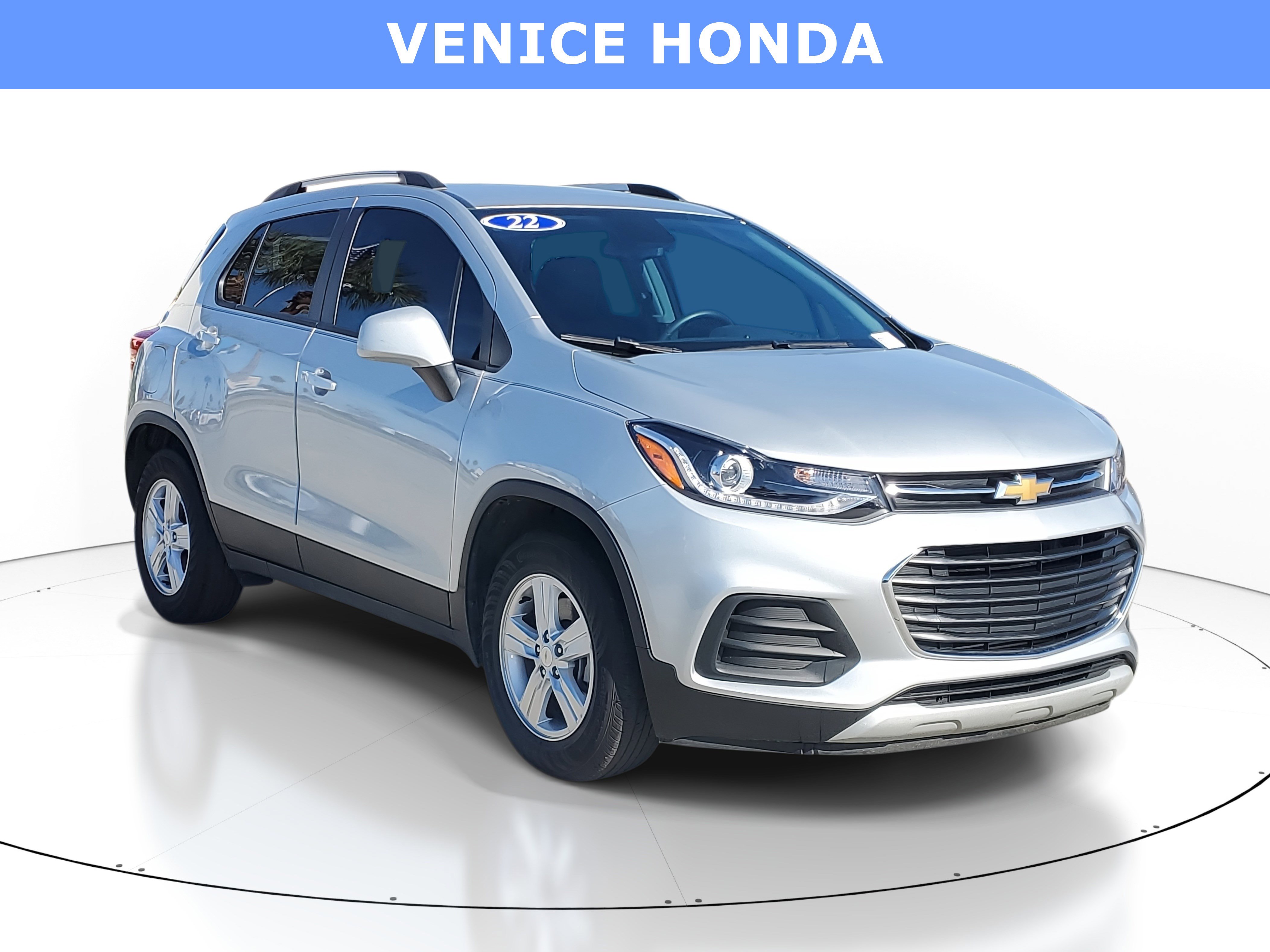 Used 2022 Chevrolet Trax LT w/ LT Convenience Package