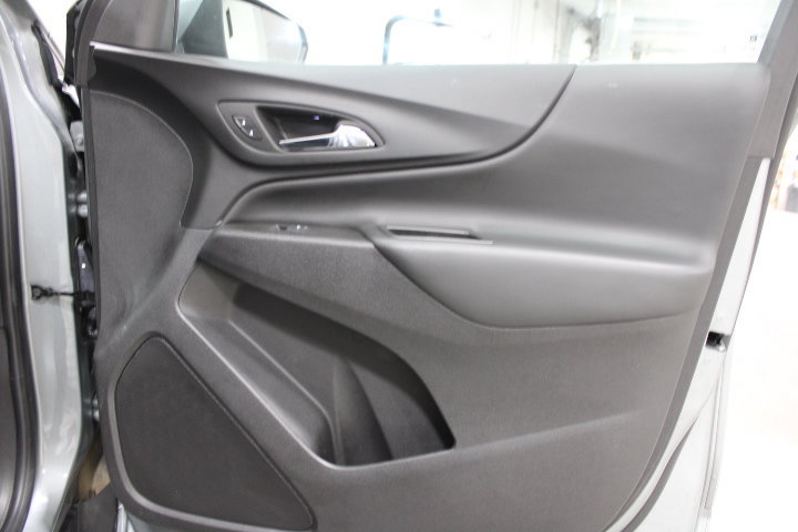 Used 2024 Chevrolet Equinox LT FWD image 24