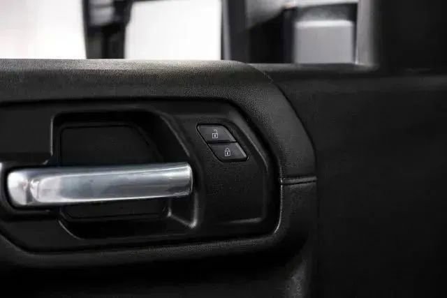 Used 2022 GMC Sierra 2500 SLE w/ SLE Convenience Package image 48