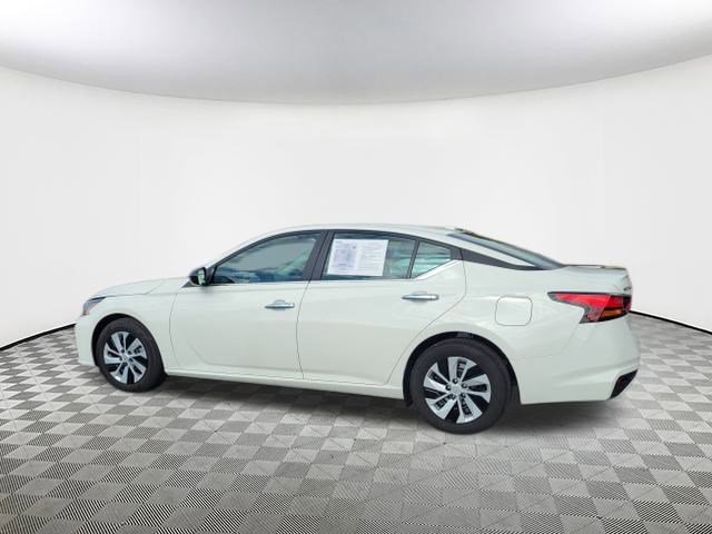 Used 2025 Nissan Altima 2.5 S image 5
