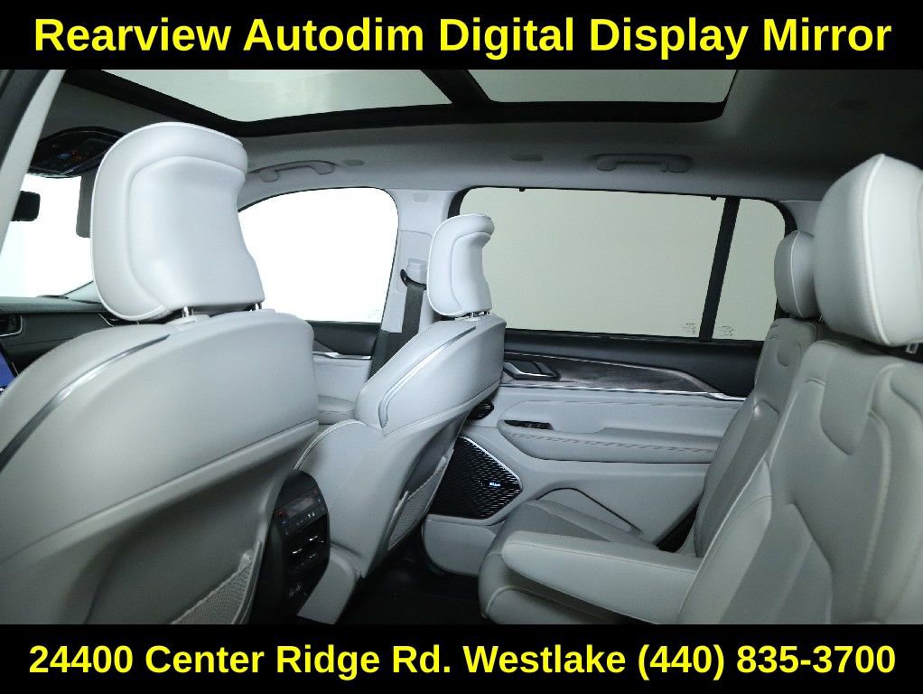 Used 2021 Jeep Grand Cherokee L Overland w/ Luxury Tech Group IV AWD/4WD image 16