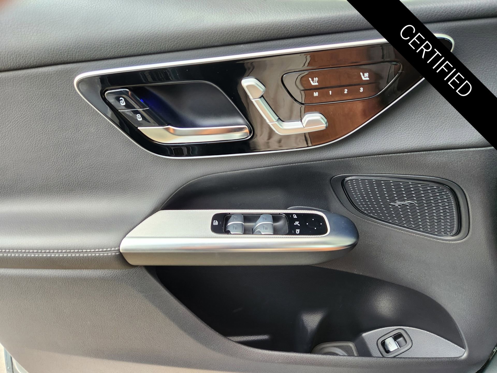 Certified 2026 Mercedes-Benz GLC 300 image 24