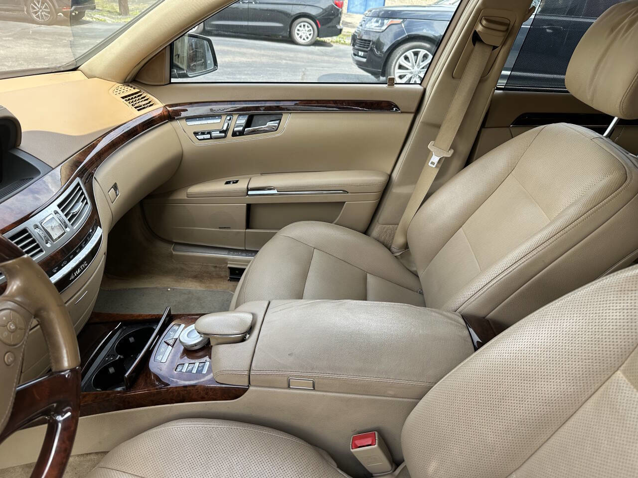 Used 2012 Mercedes-Benz S 550 4MATIC image 25