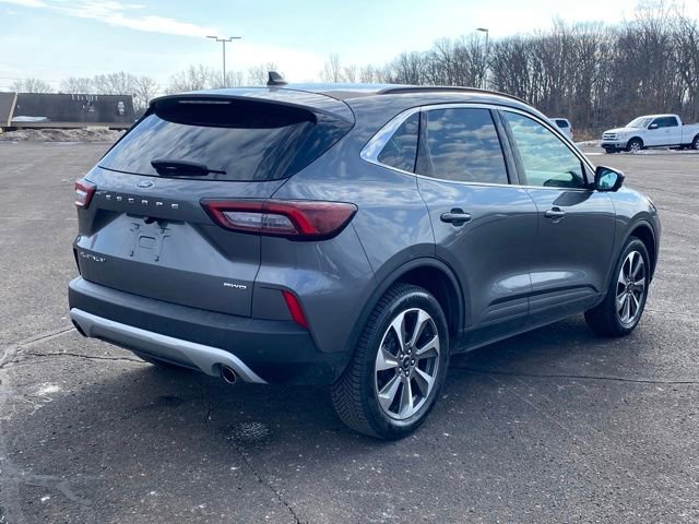 Used 2023 Ford Escape Platinum AWD/4WD image 3