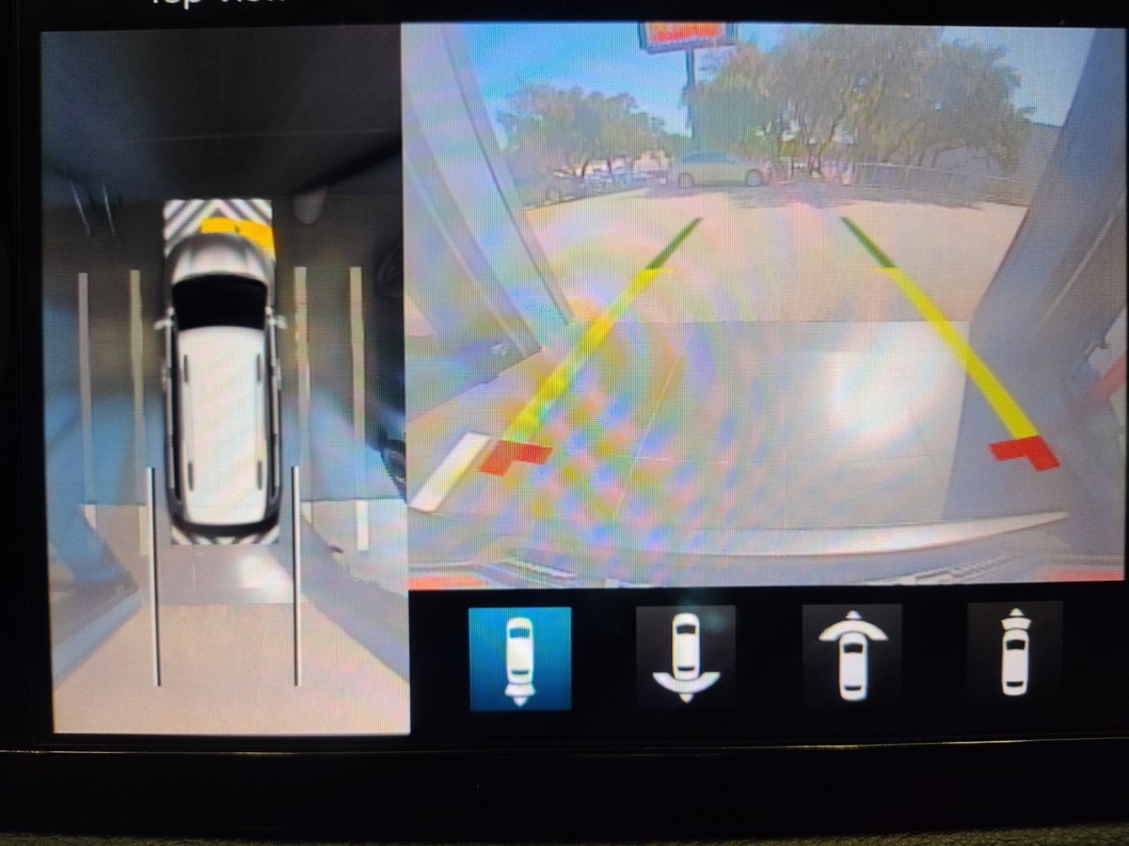 Used 2019 Chrysler Pacifica Limited w/ Advanced Safetytec Group FWD image 16