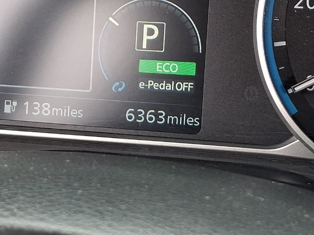 Used 2025 Nissan Leaf S FWD image 6