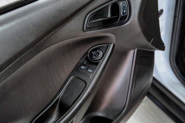 Used 2017 Ford Focus S FWD image 37