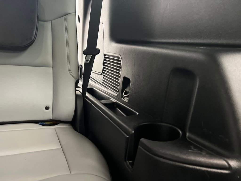 Used 2021 Ford Explorer XLT w/ Equipment Group 202A image 34