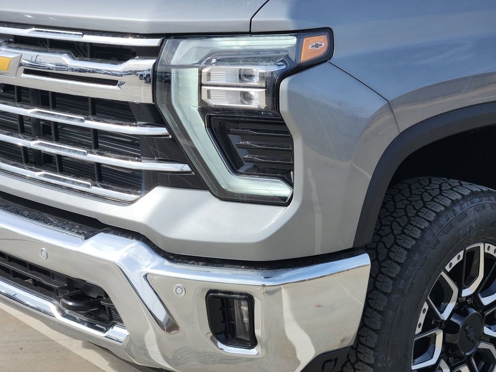 New 2026 Chevrolet Silverado 2500 LTZ w/ LTZ Premium Package image 6