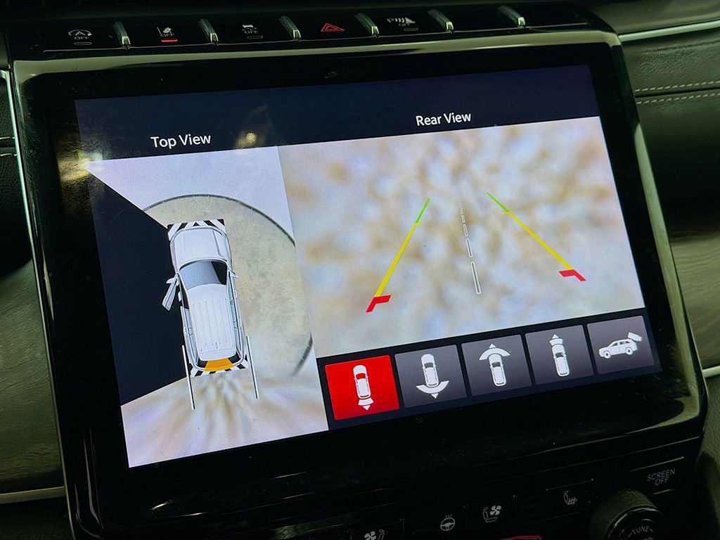 Used 2024 Jeep Grand Cherokee L Limited w/ Luxury Tech Group II image 39