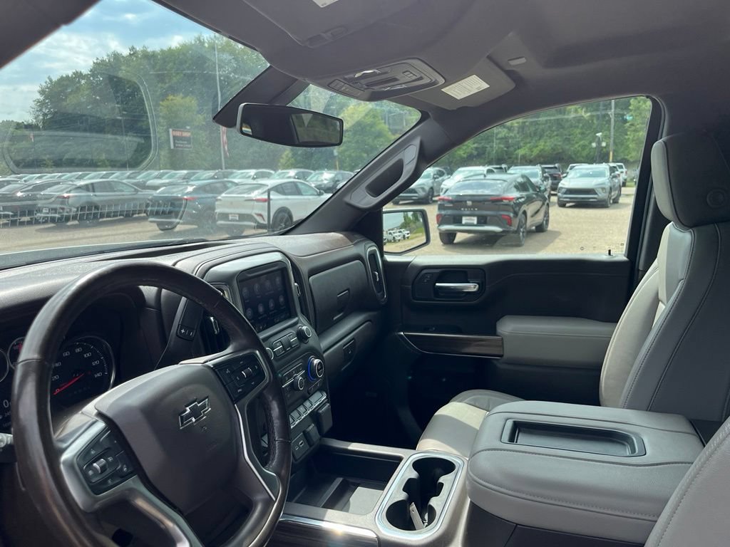 Used 2020 Chevrolet Silverado 1500 LT Trail Boss AWD/4WD image 20