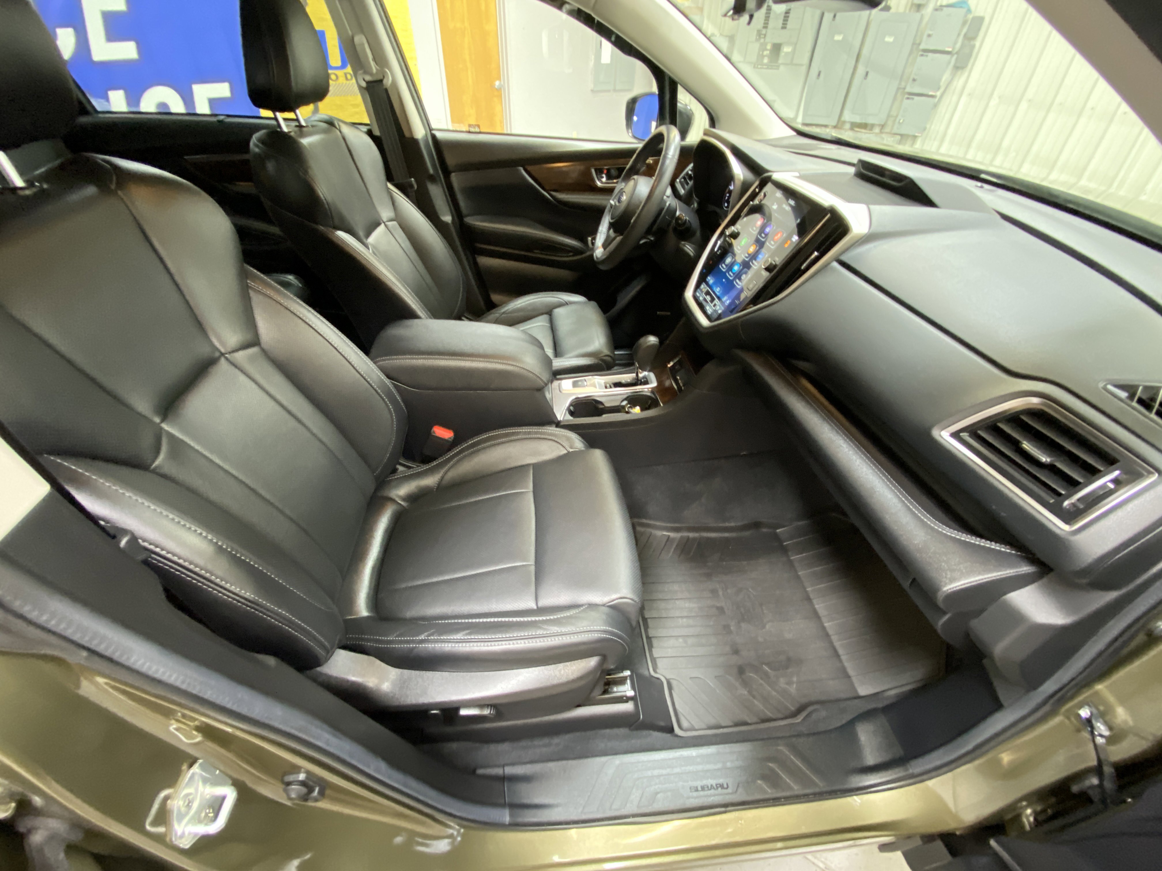 Used 2024 Subaru Ascent Touring w/ Popular Package #2 image 27