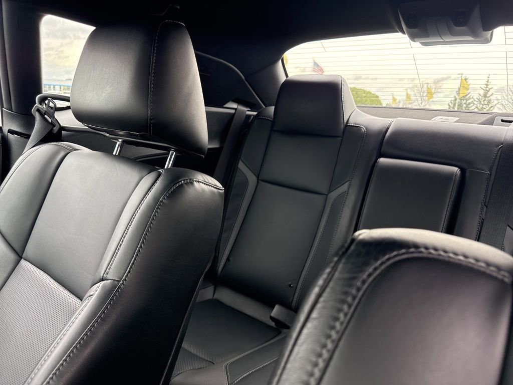 Used 2022 Dodge Challenger SXT w/ Plus Package image 25