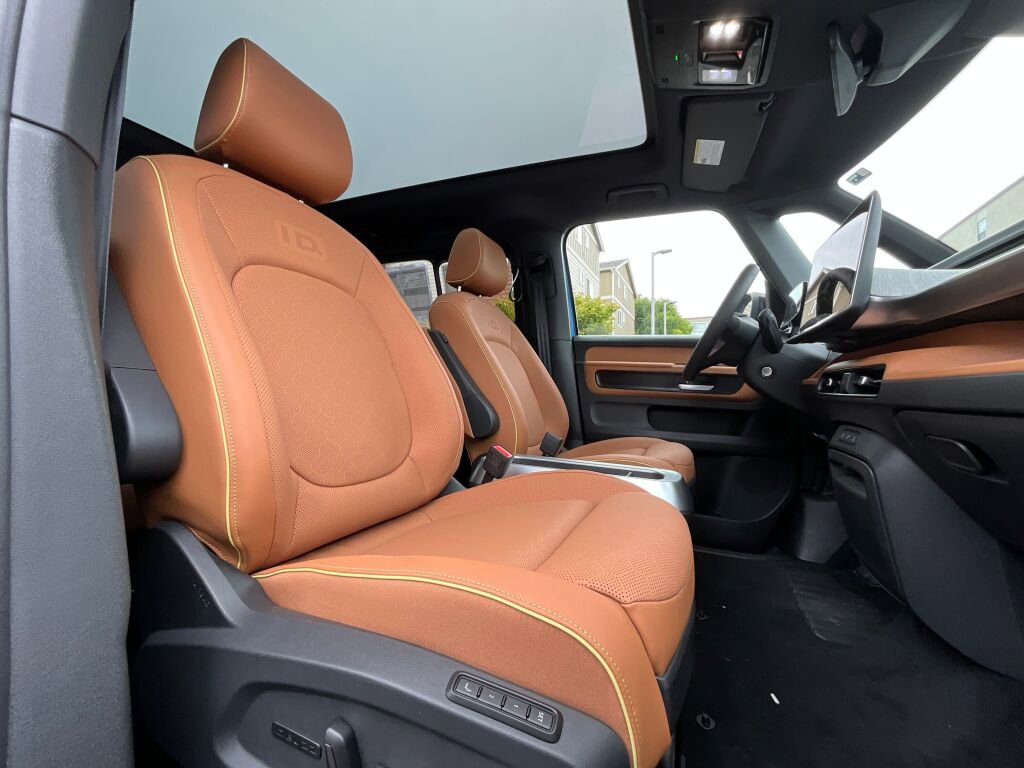 New 2025 Volkswagen ID. Buzz Pro S Plus image 12