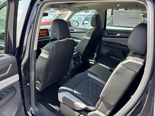 New 2026 Volkswagen Atlas Peak Edition image 21