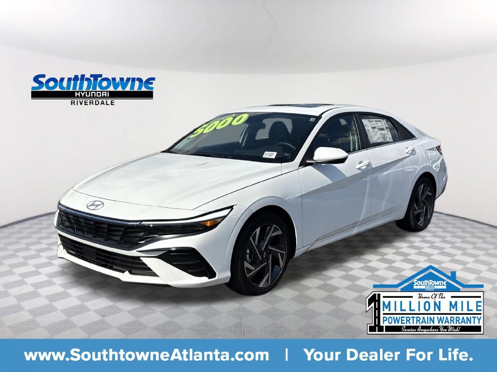 Used 2025 Hyundai Elantra SEL FWD image 1